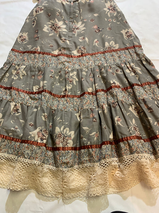 Skirt tiered